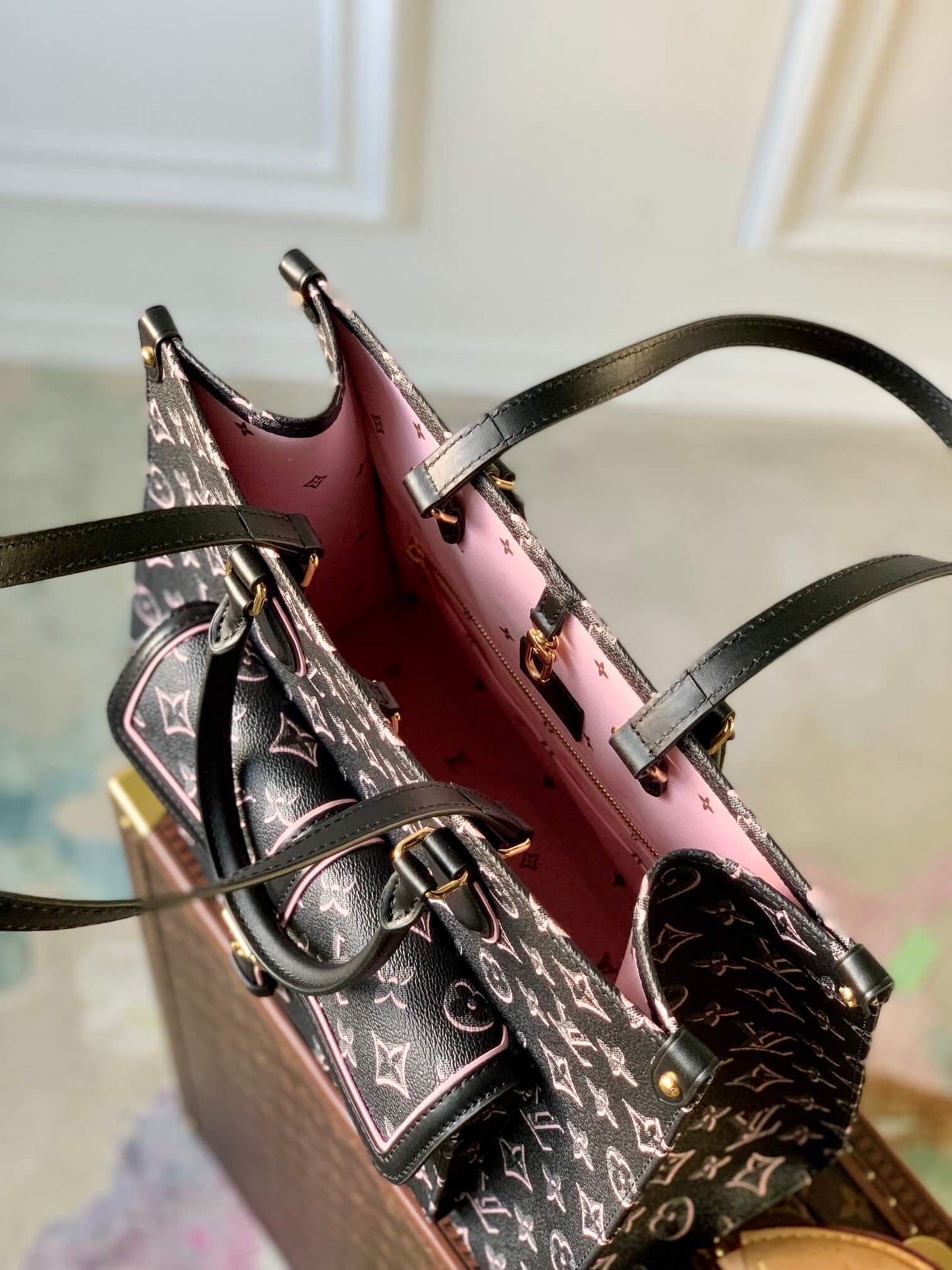 m46154 onthego black totes 34cm