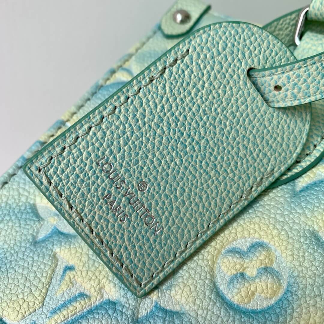 m46270 onthego monogram empreinte 25cm green