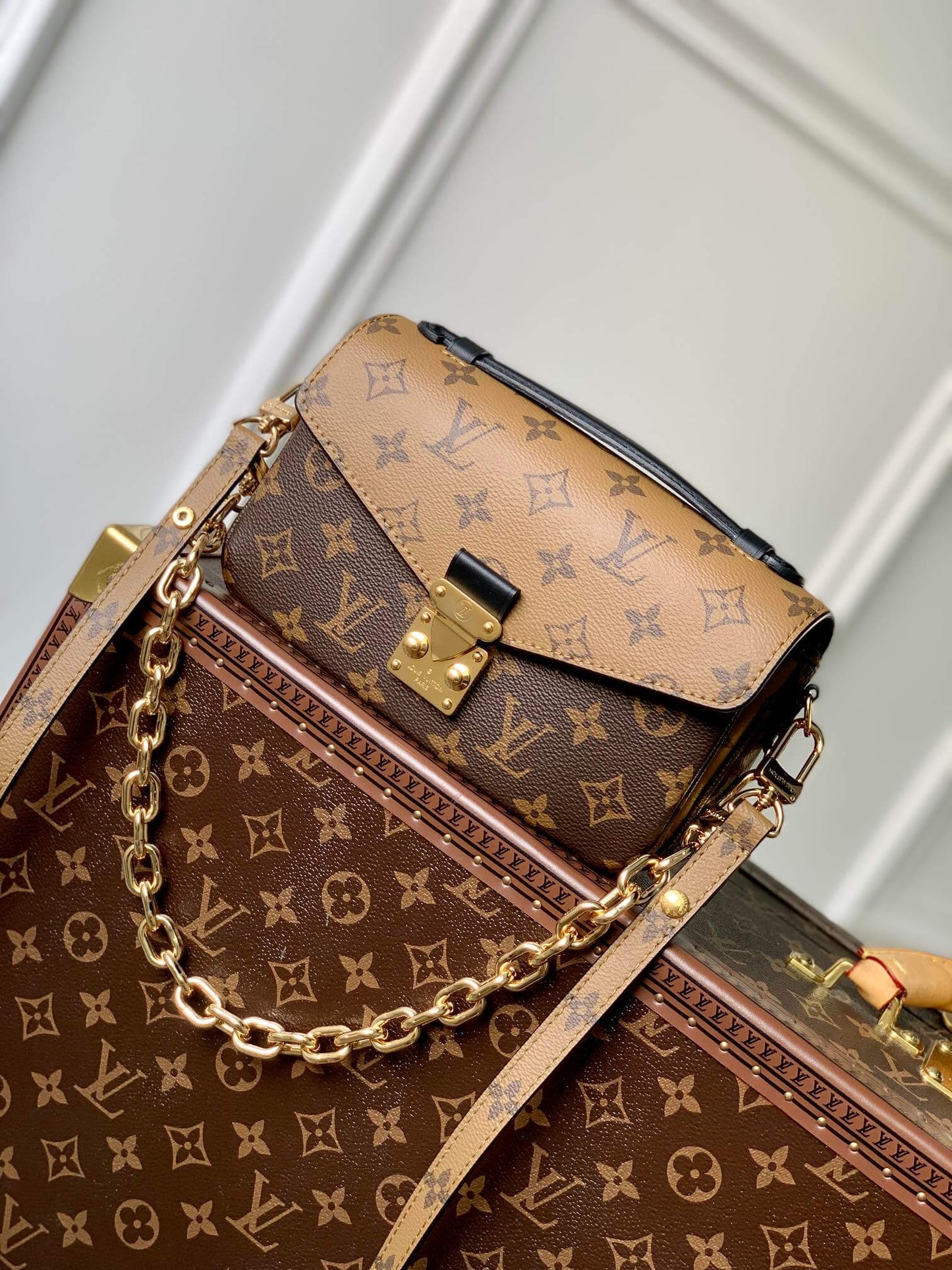 m46279 yellow monogram crossbody bag east west metis 21 5cm