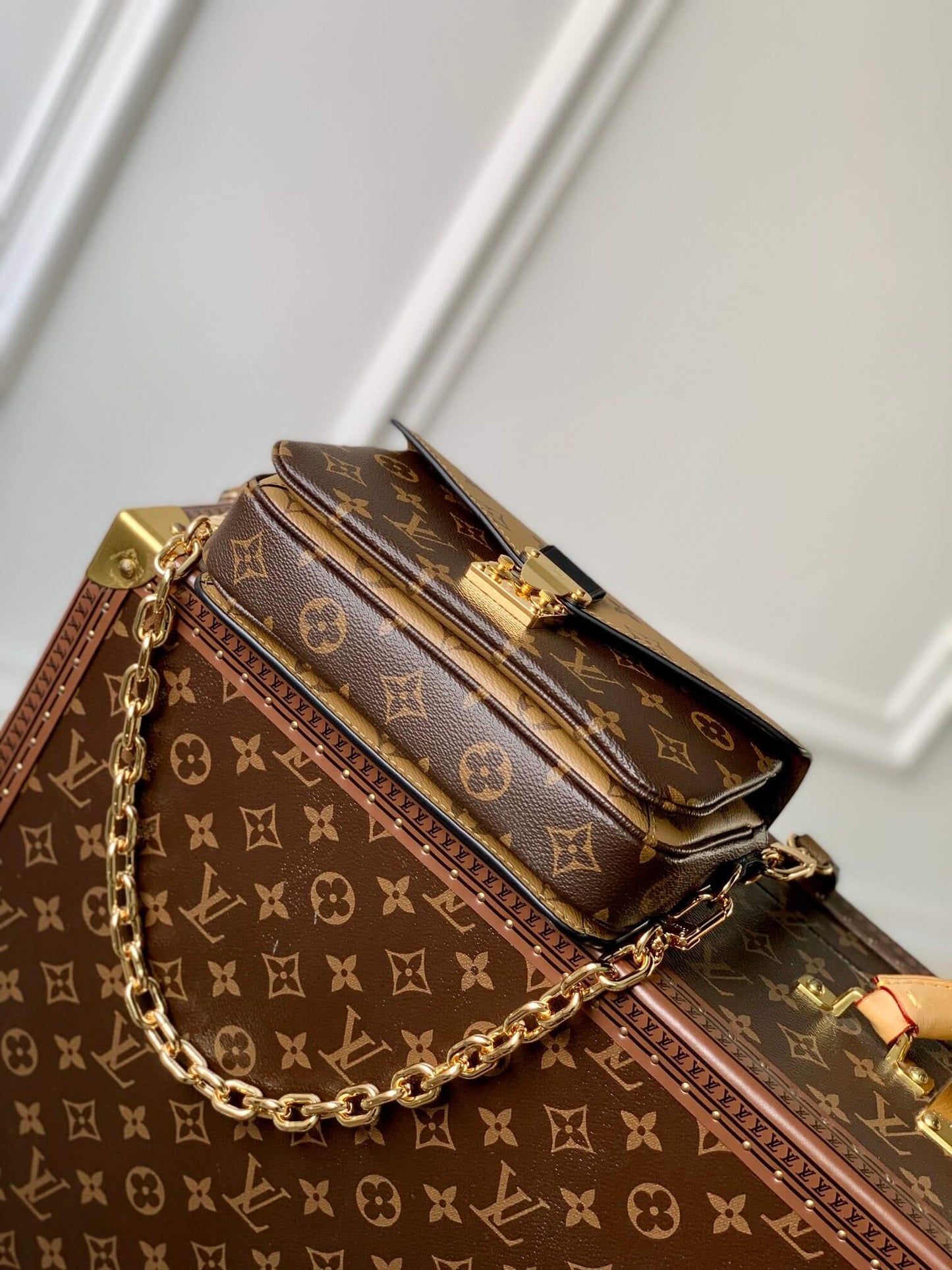 m46279 yellow monogram crossbody bag east west metis 21 5cm