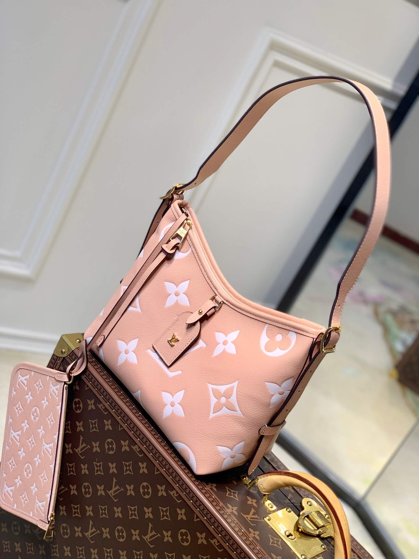 m46298 carryall monogram empreinte 29cm pink shoulder bag handbag subaxillary bag