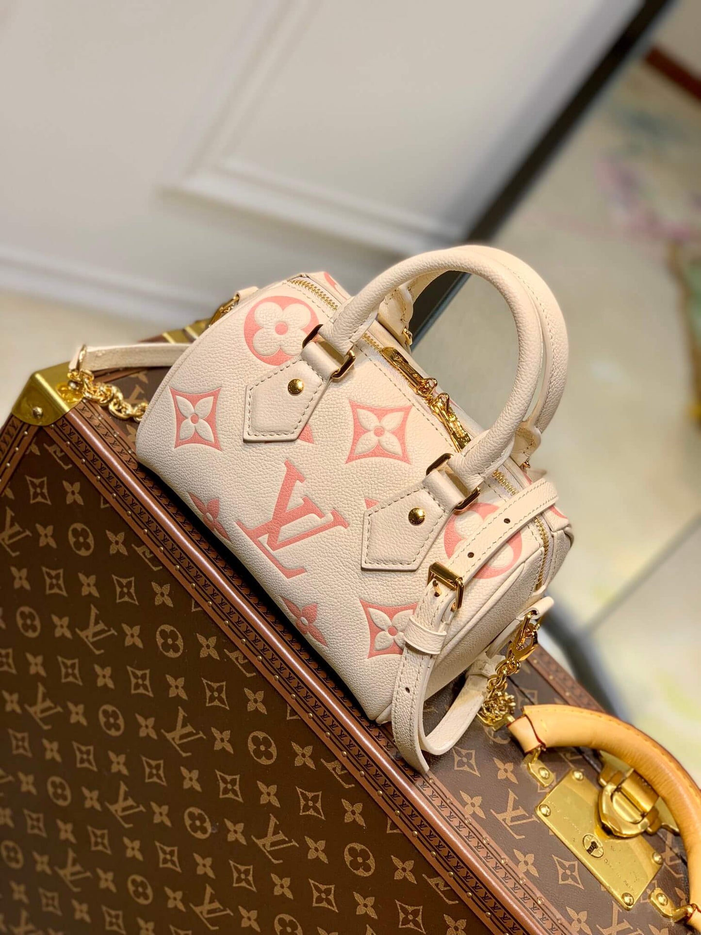 m46397 speedy bandouliere 20 monogram empreinte apricot shoulder bag cross body bags handbag