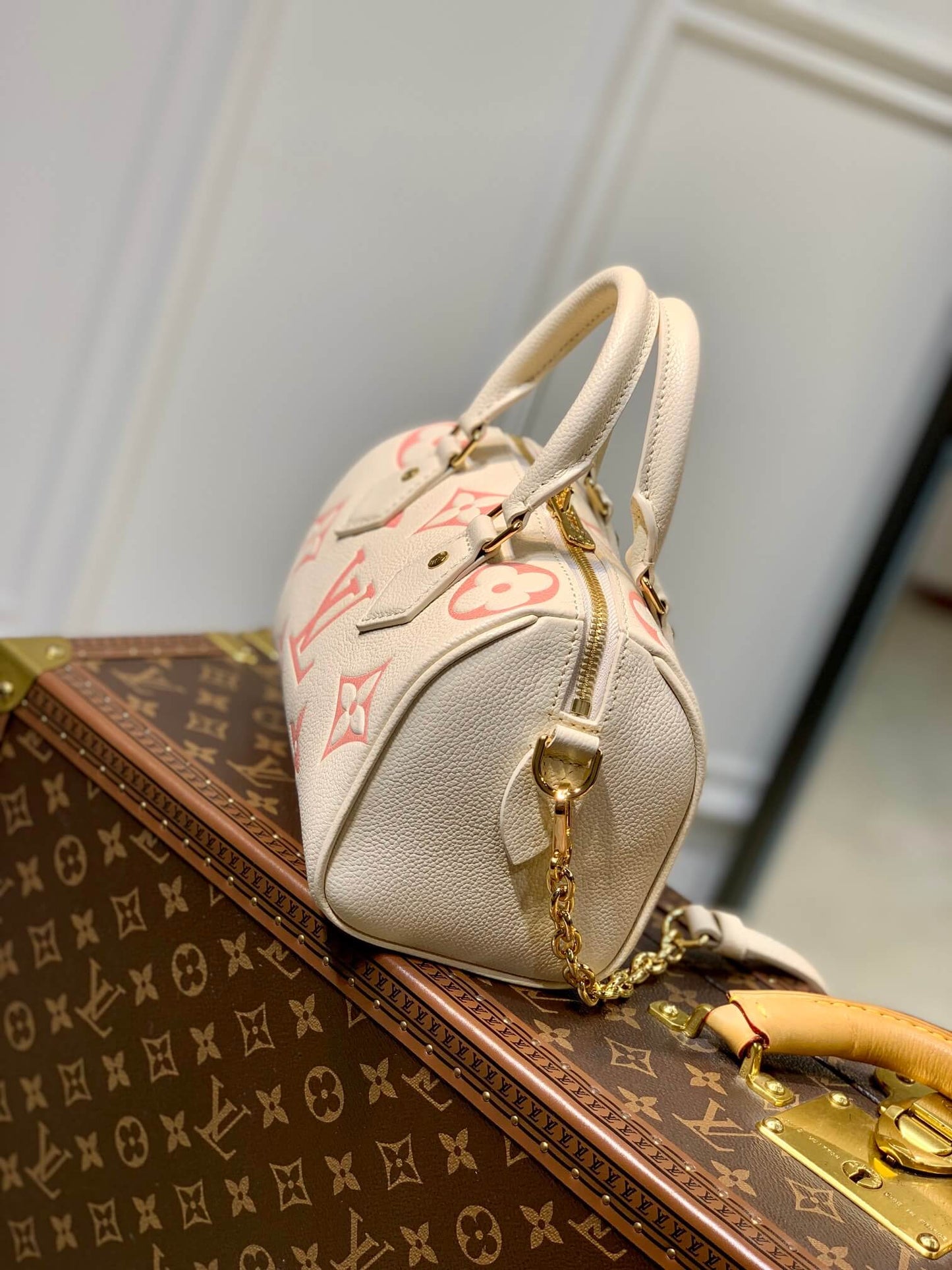 m46397 speedy bandouliere 20 monogram empreinte apricot shoulder bag cross body bags handbag