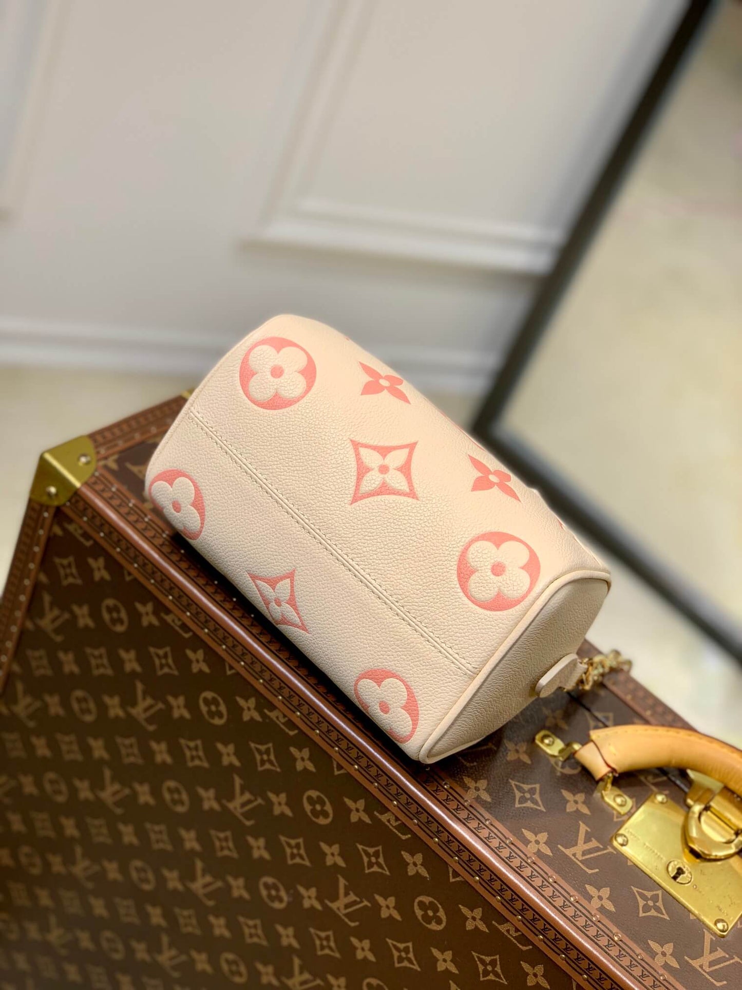 m46397 speedy bandouliere 20 monogram empreinte apricot shoulder bag cross body bags handbag