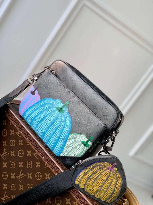 m46435 x yk trio sac plat 25cm monogram eclipse reverse pumpkin pattern