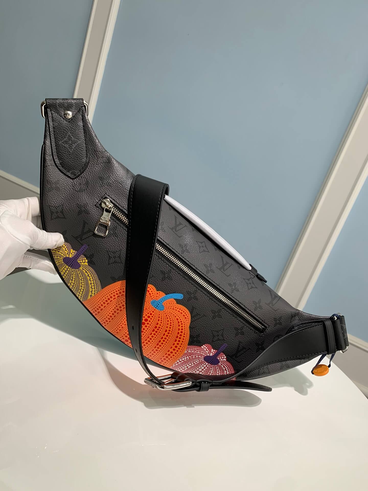 m46436 discovery discovery monogram shadow 47cm free shipping fanny pack x yk maxi bumbag monogram eclipse reverse coated canvas with colorful pumpkin print