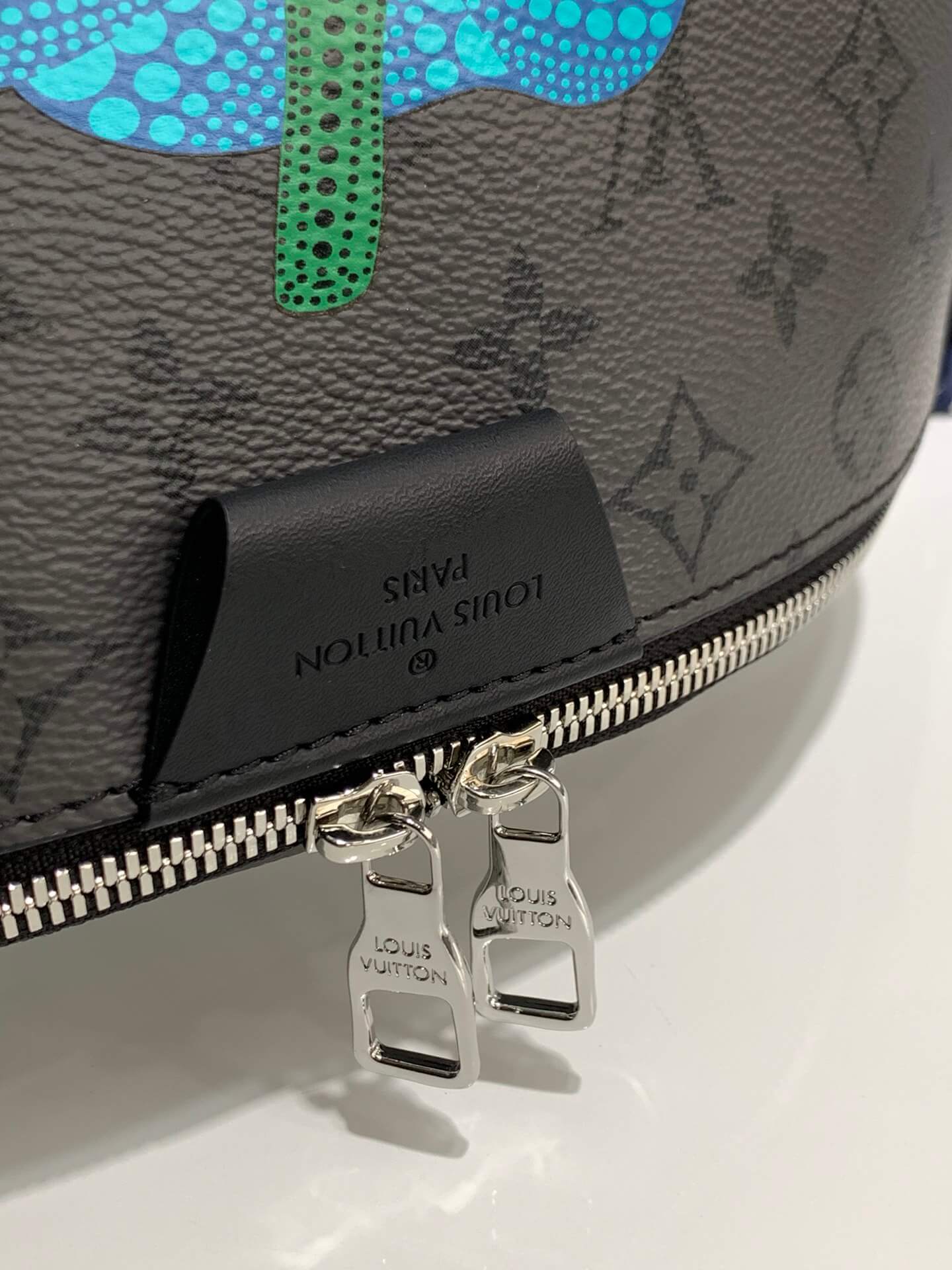 m46436 discovery discovery monogram shadow 47cm free shipping fanny pack x yk maxi bumbag monogram eclipse reverse coated canvas with colorful pumpkin print