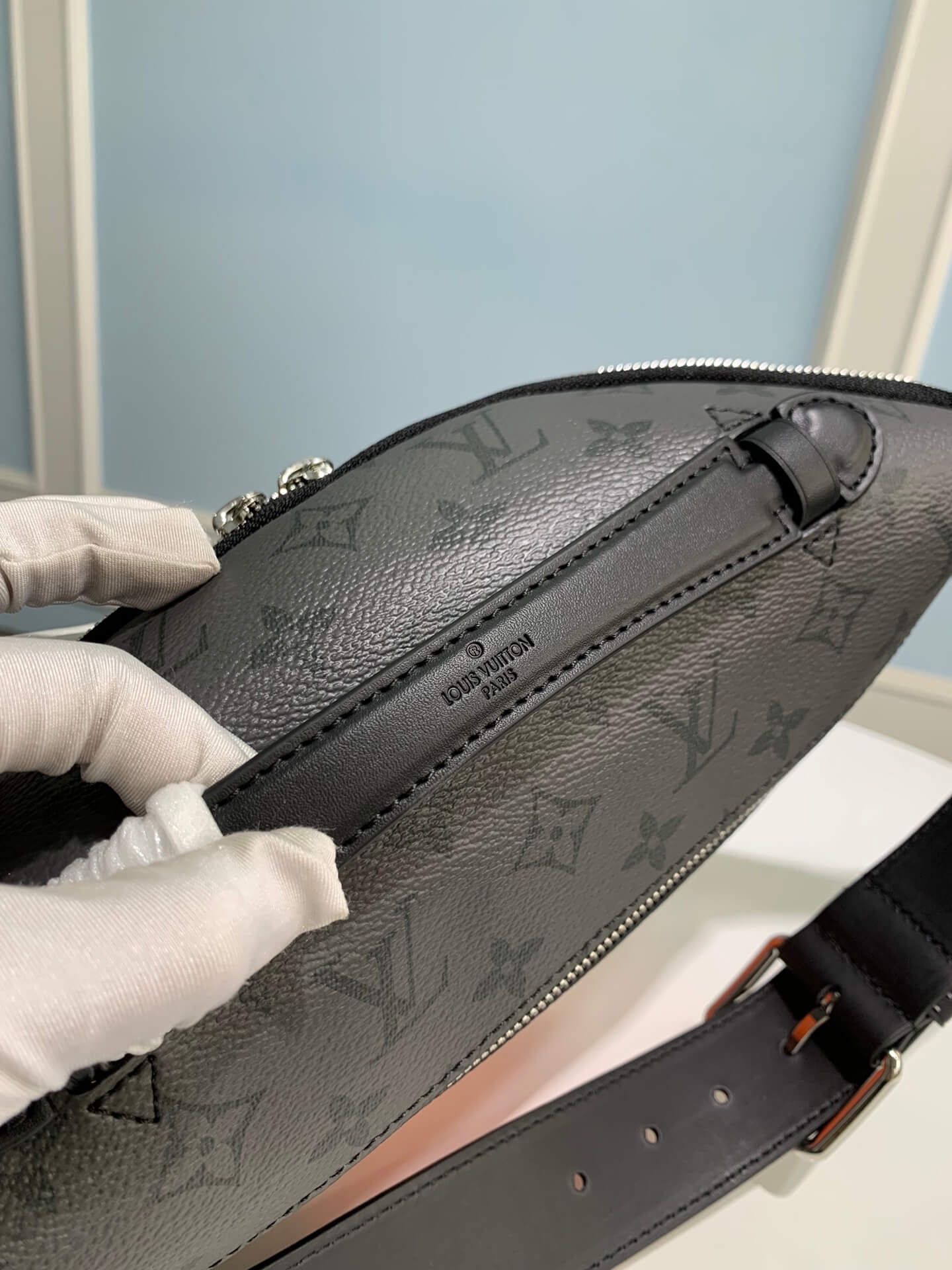 m46436 discovery discovery monogram shadow 47cm free shipping fanny pack x yk maxi bumbag monogram eclipse reverse coated canvas with colorful pumpkin print