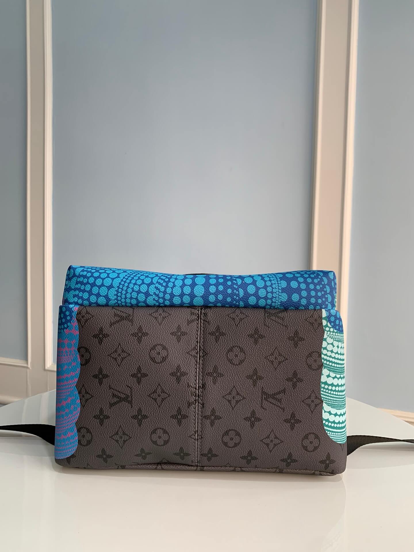 m46440 yk discovery monogram eclipse reverse 30cm free shipping monogram eclipse reverse coated canvas with colorful pumpkin print cowhide real leather