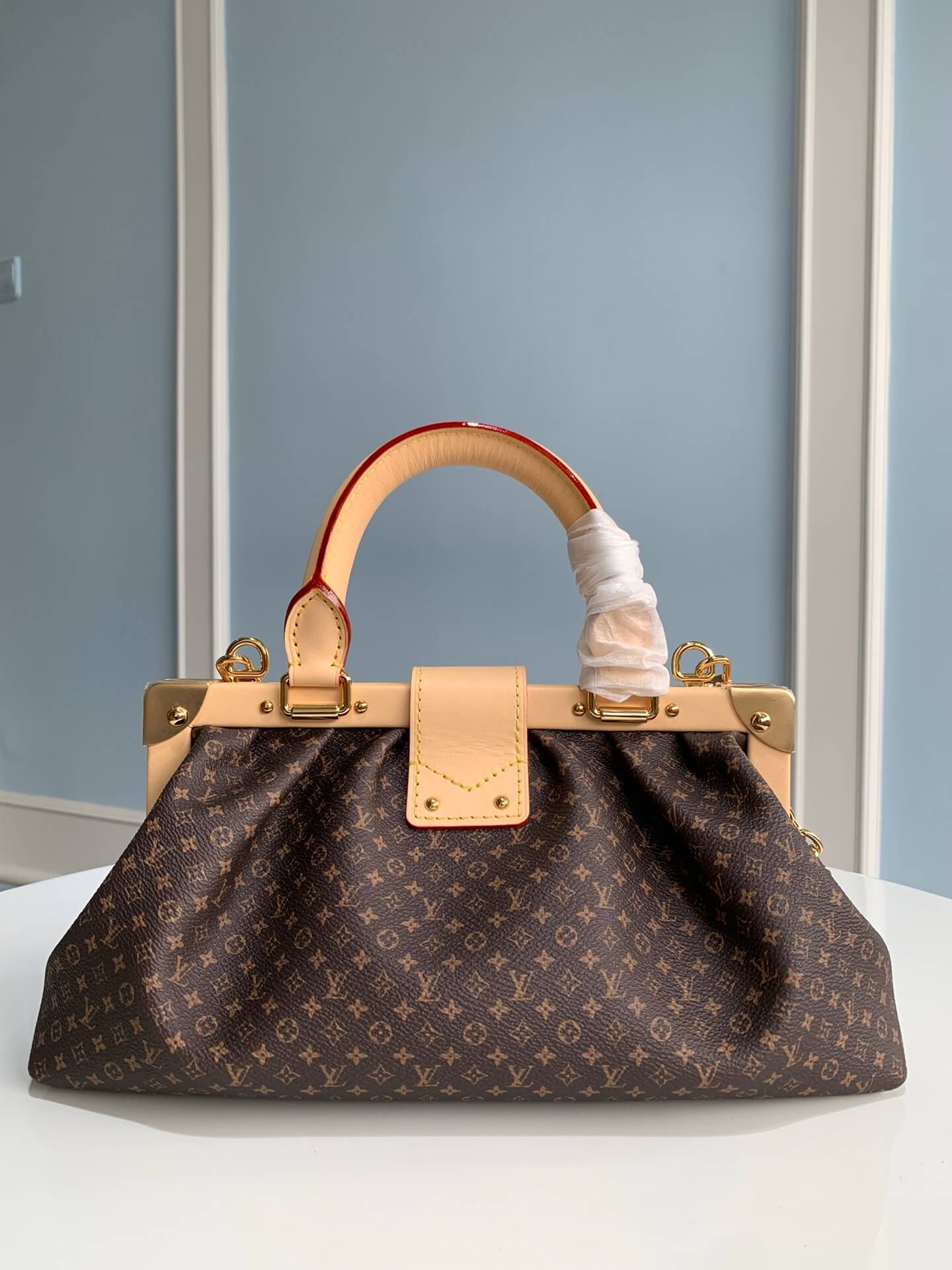 m46544 monogram clutch handbag 28cm monogram coated canvas