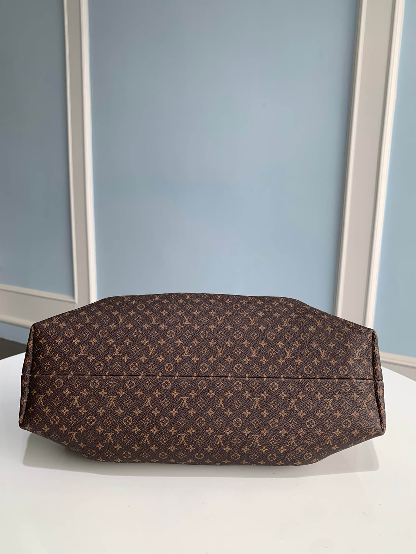 m46544 monogram clutch handbag 28cm monogram coated canvas