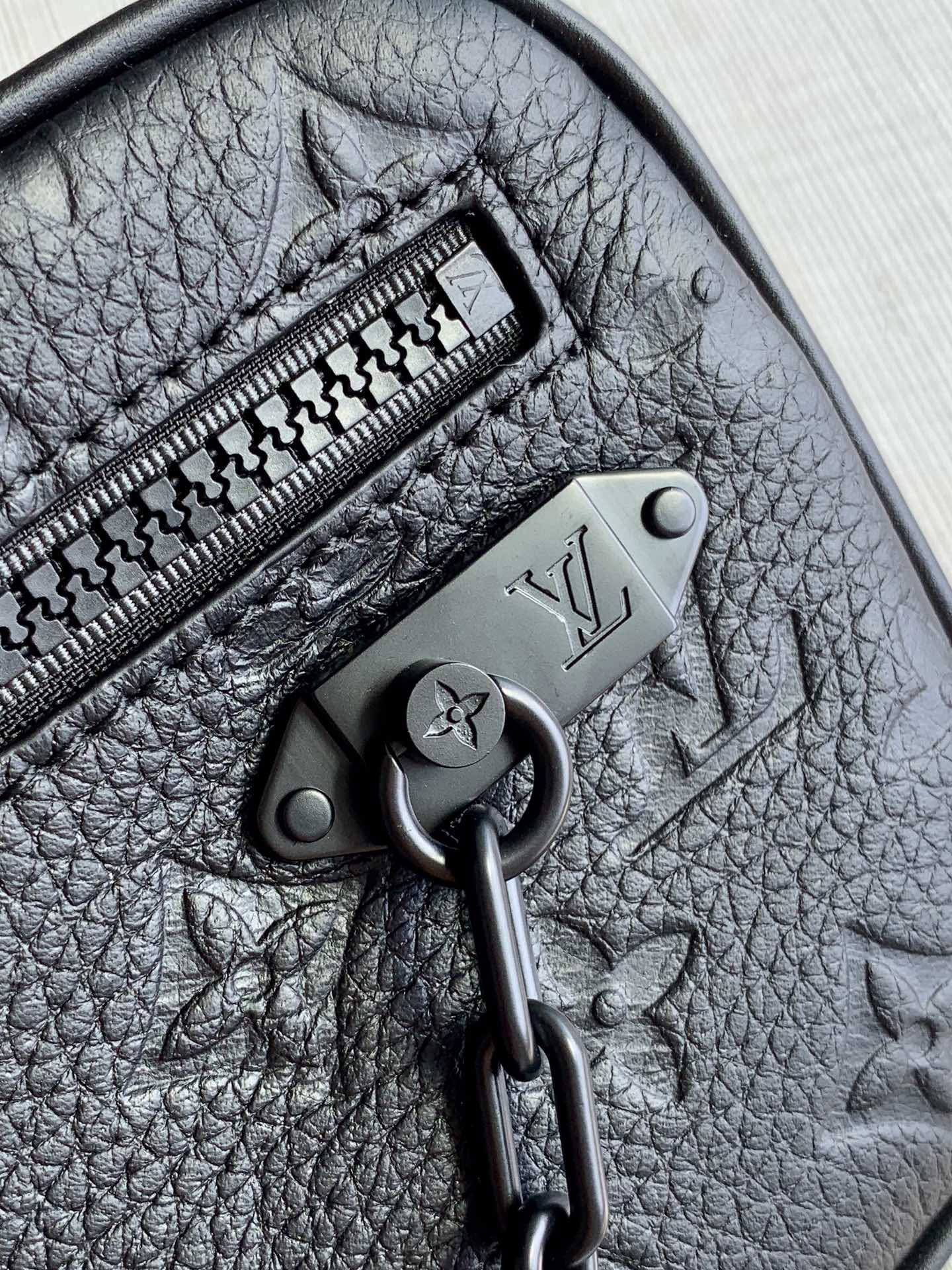 m55703 pochette voyage monogram taurillon wallet 23cm black mens bag man bag