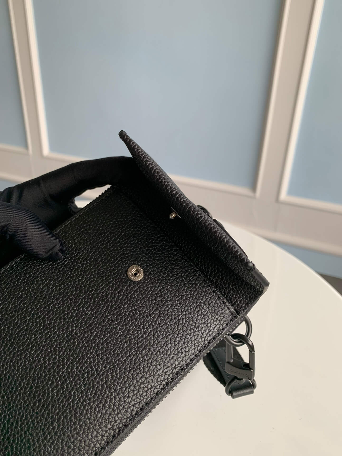 m57089 aerogram mobile phone bag 18cm black mens bag man bag