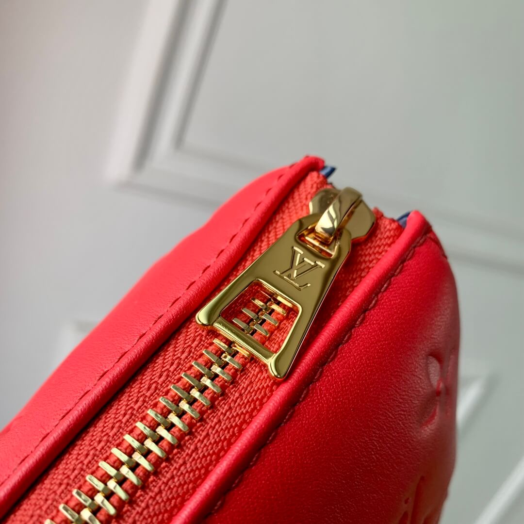 m57790 coussin monogram pm 26cm red female bag all leather