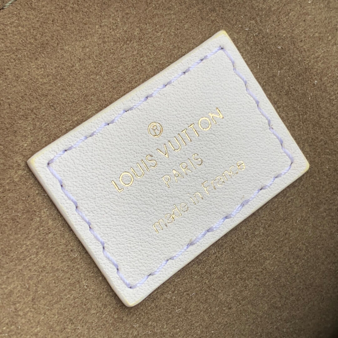 m57796 coussin bb monogram 21cm white