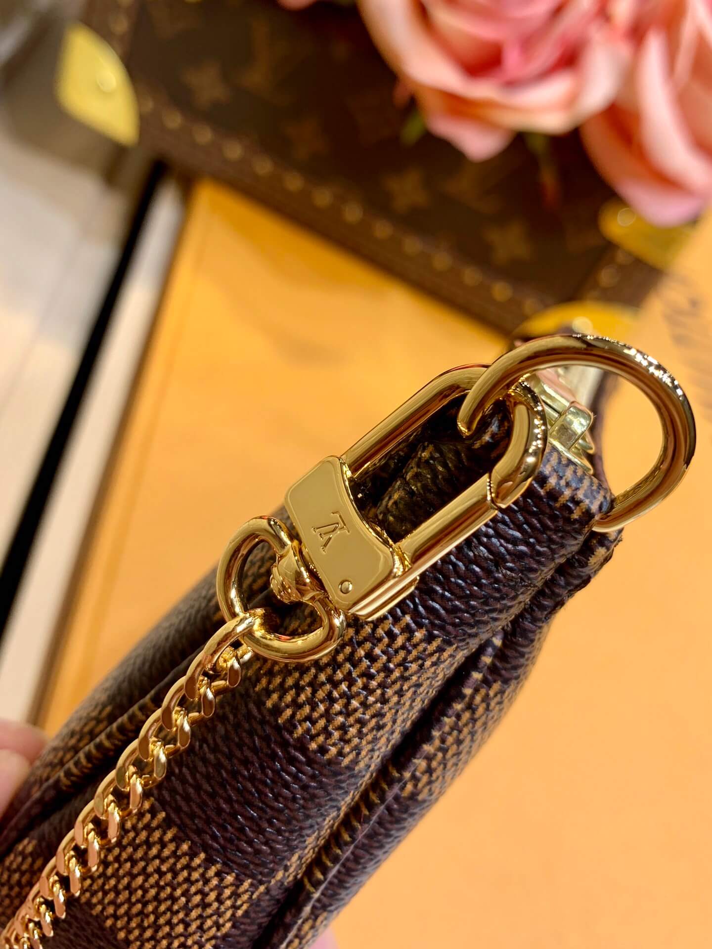 m58009 mini pochette accessories 14cm damier coffee