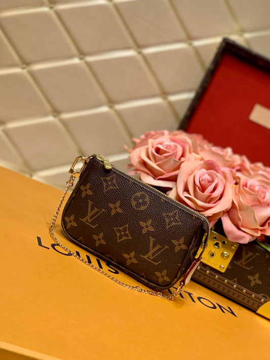 m58009 mini pochette accessories 14cm monogram coffee