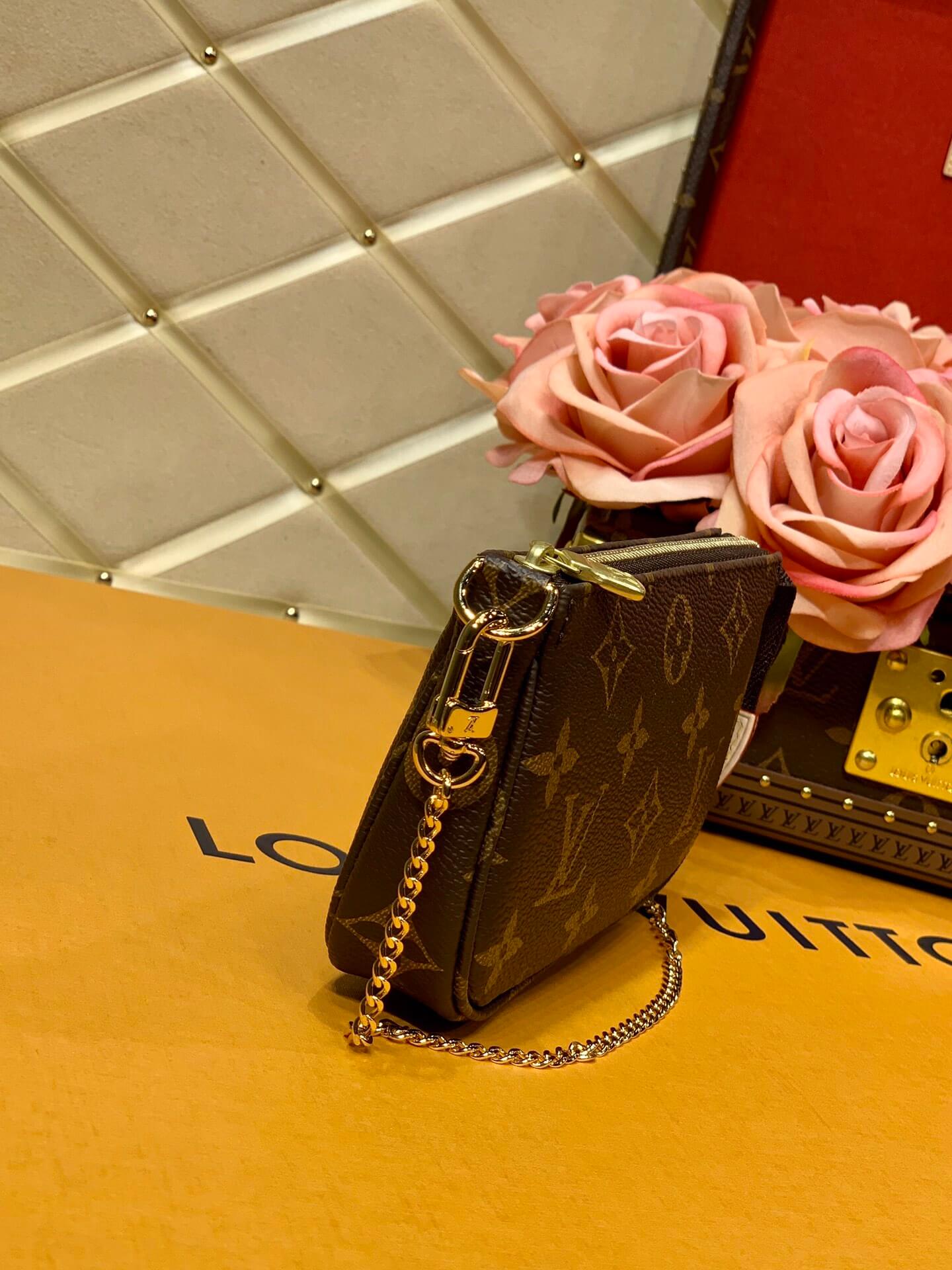 m58009 mini pochette accessories 14cm monogram coffee
