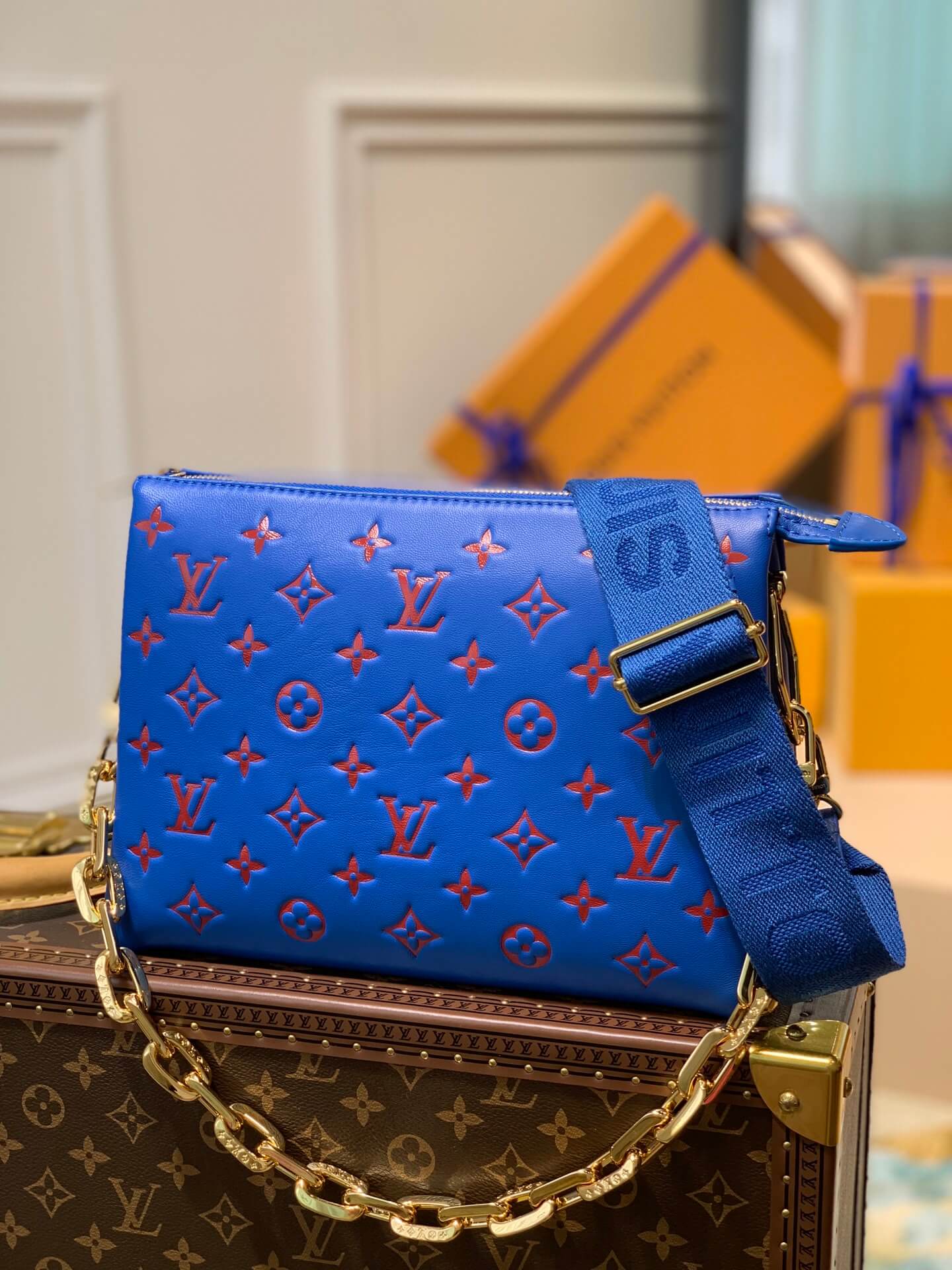m58626 pochette coussin pm monogram 26cm blue cowhide leather