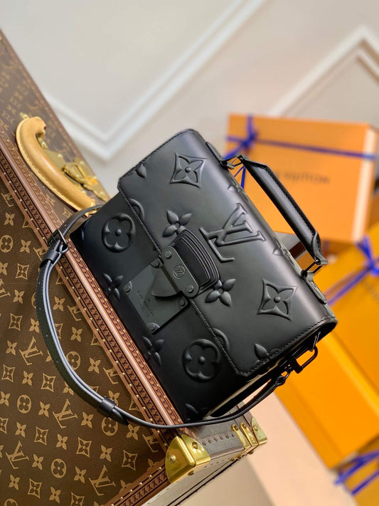m58711 ambassadeur pm monogram 25cm black