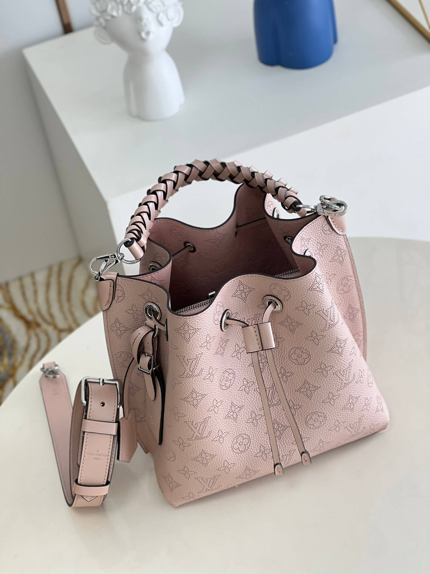m58788 muria bucket bag monogram 25cm pearlescent pink handbag shoulder bag cross body bags