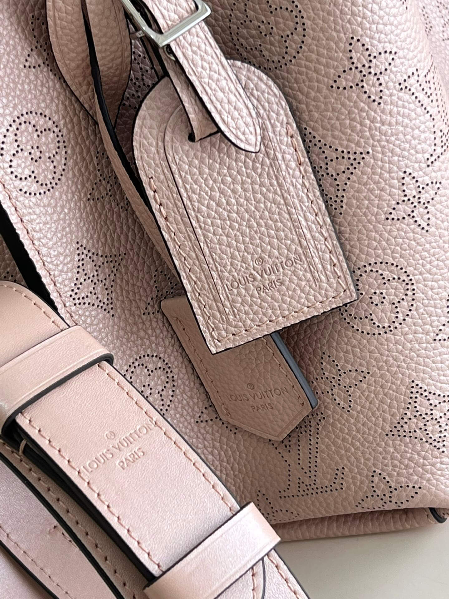 m58788 muria bucket bag monogram 25cm pearlescent pink handbag shoulder bag cross body bags