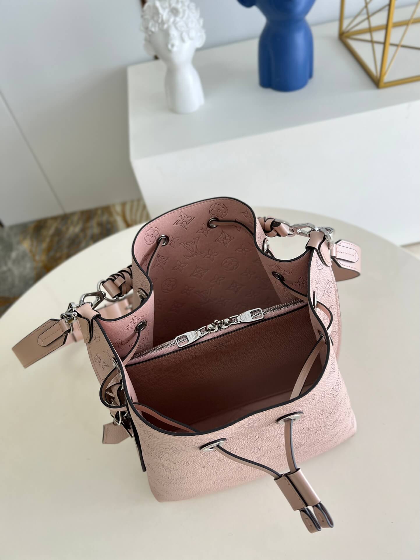 m58788 muria bucket bag monogram 25cm pearlescent pink handbag shoulder bag cross body bags