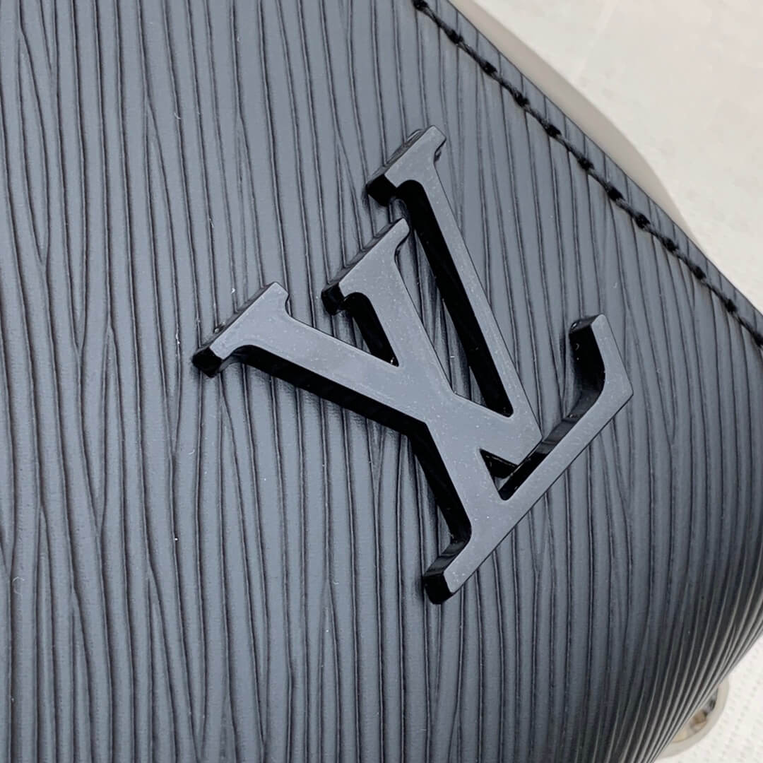 m58931 cluny monogram 20cm black