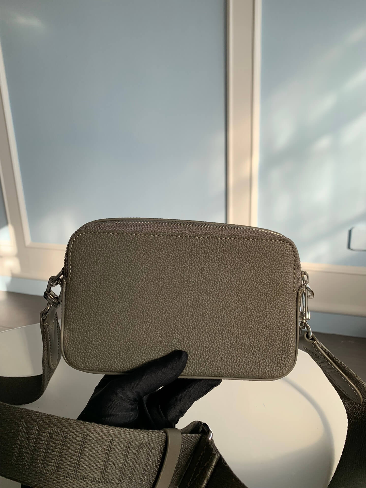 m59161 alpha wearable 18 5cm green shoulder bag cross body bags mens bag man bag