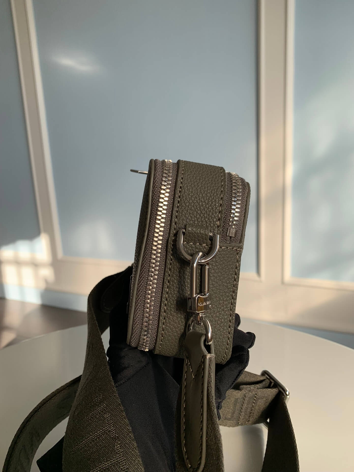 m59161 alpha wearable 18 5cm green shoulder bag cross body bags mens bag man bag