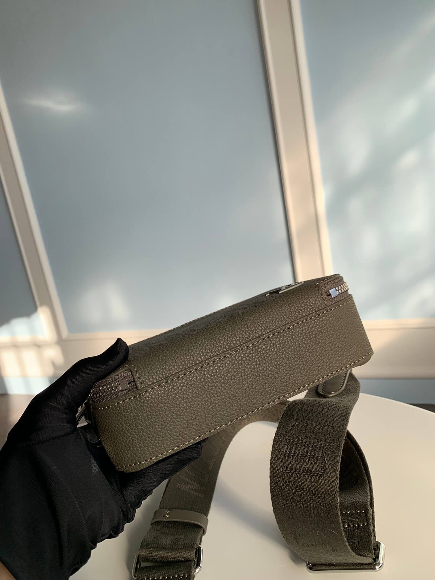 m59161 alpha wearable 18 5cm green shoulder bag cross body bags mens bag man bag