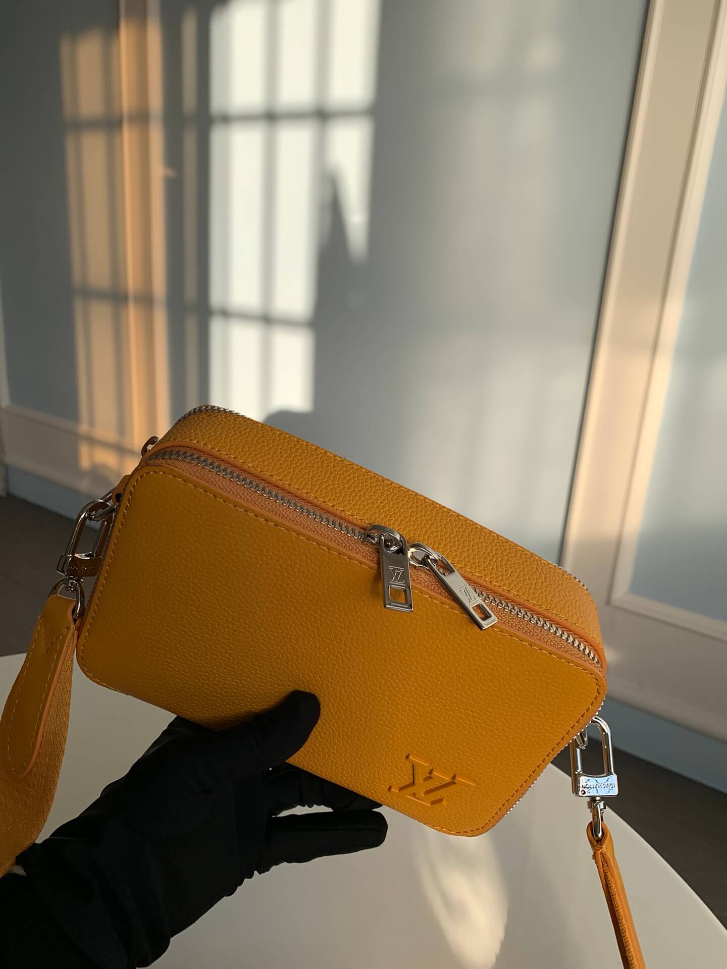 m59161 alpha wearable 18 5cm orange shoulder bag cross body bags mens bag man bag