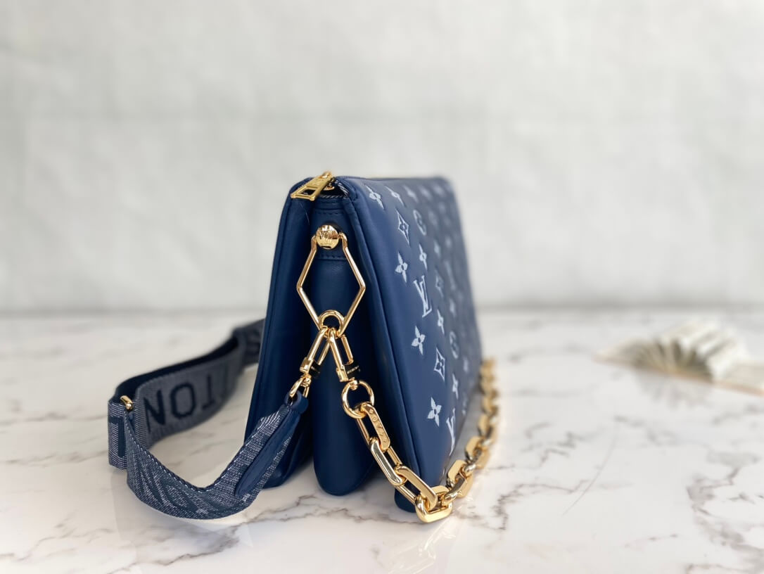 m59392 coussin pm monogram 26cm denim blue