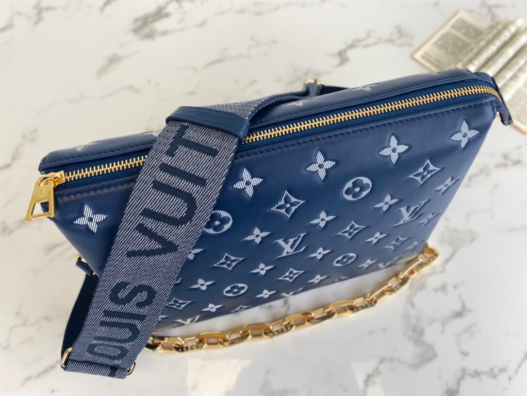 m59392 coussin pm monogram 26cm denim blue