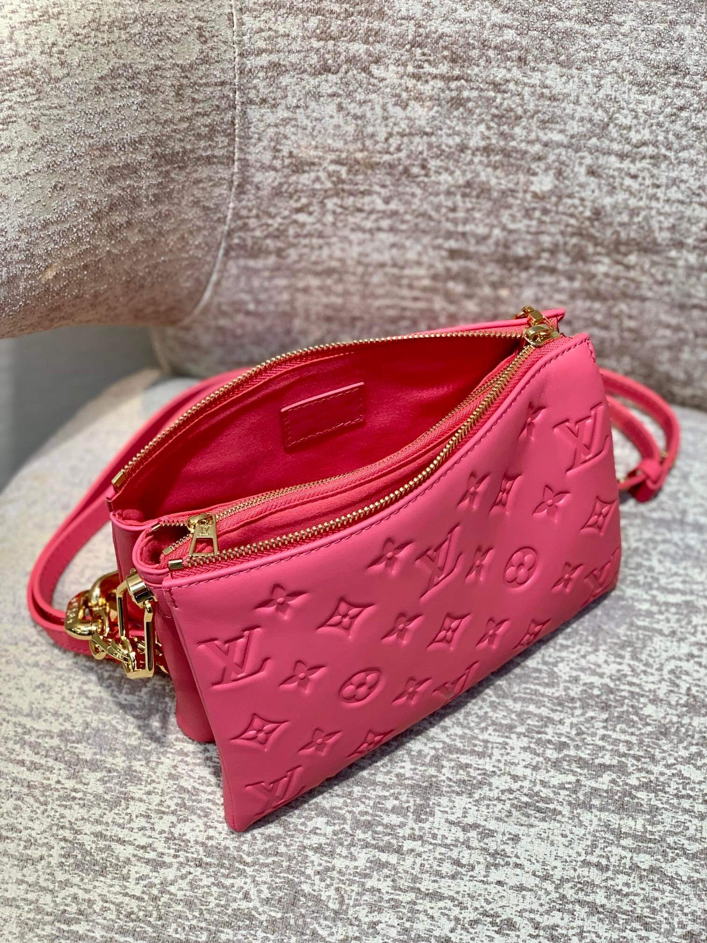 m59396 20750 coussin bb monogram 21cm rose red