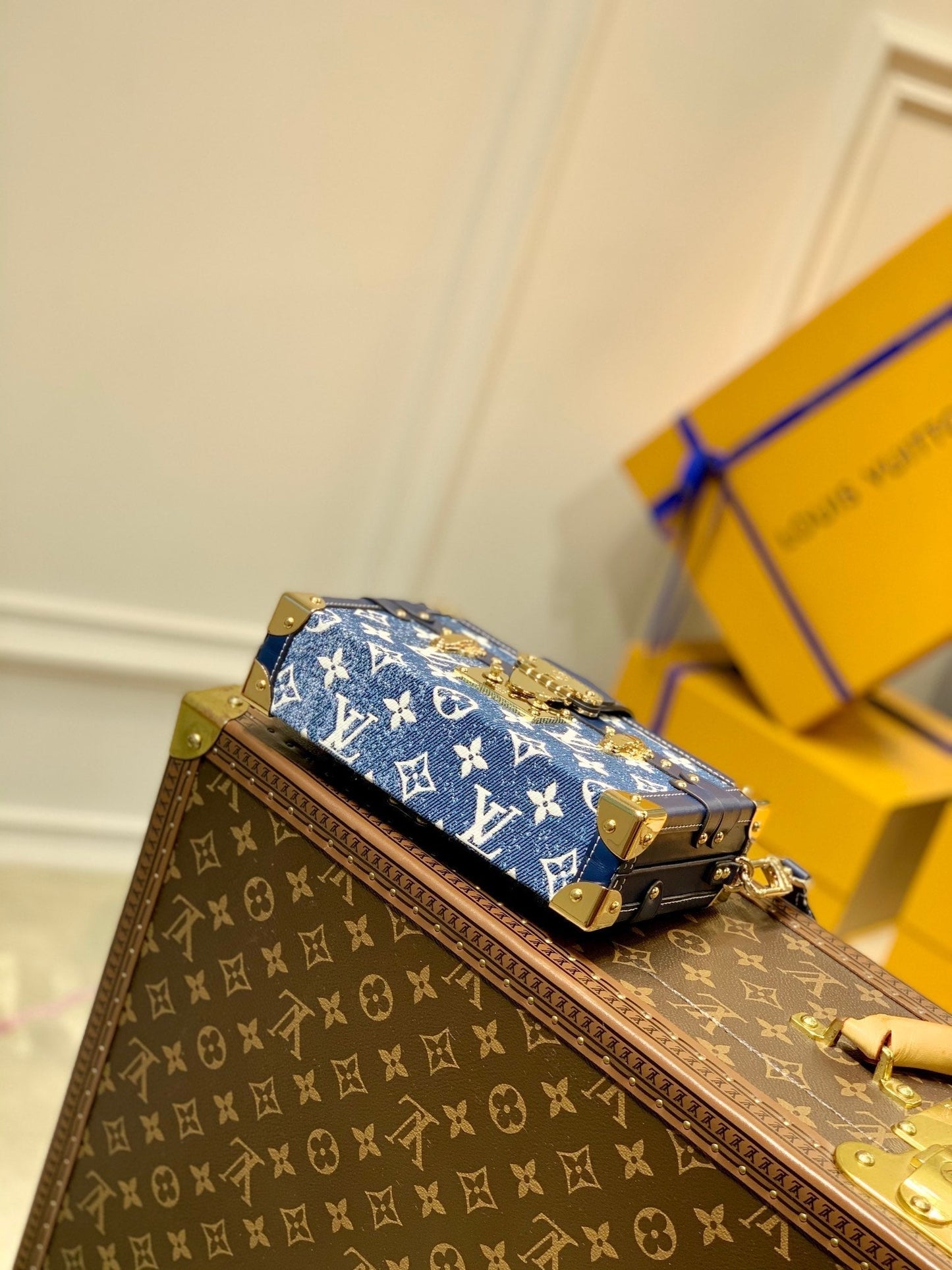 m59717 nicloas ghesquiere petite malle monogram 20cm blue jeans