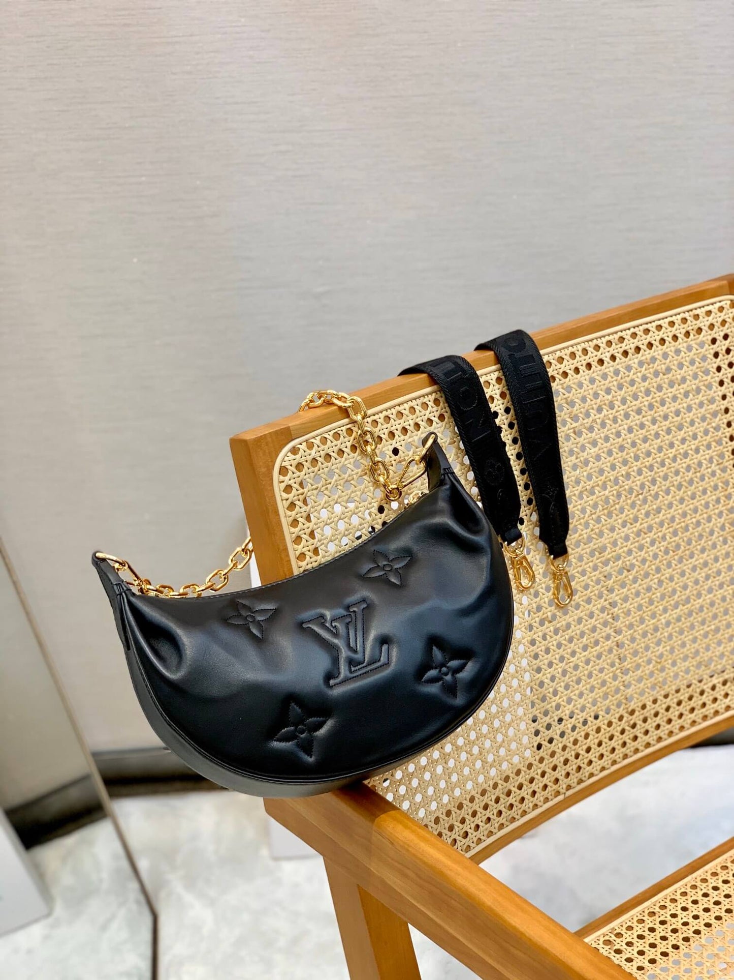 m59799 over the moon monogram black 27 5cm