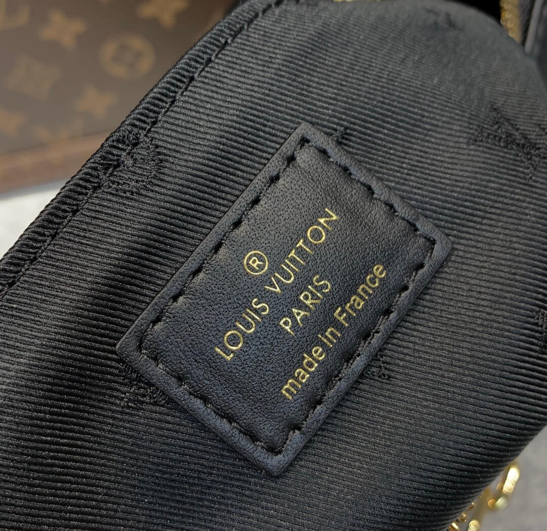 m59799 over the moon monogram black 27 5cm