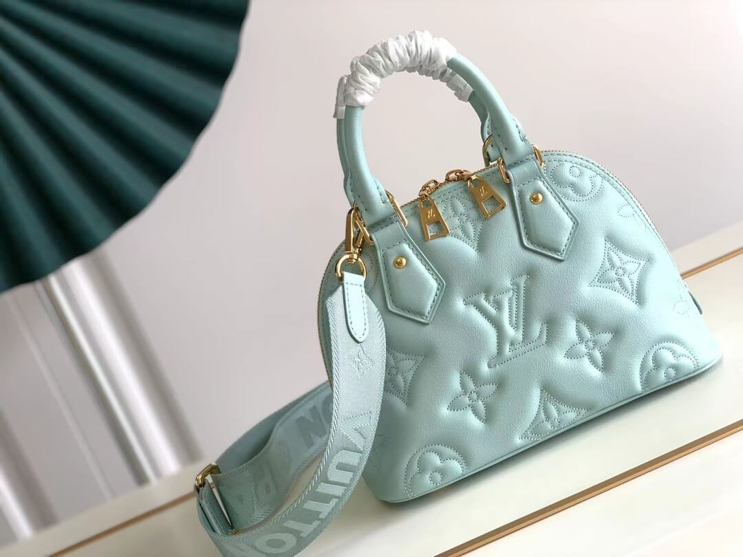 m59822 alma bb calfskin monogram 24 5cm light green