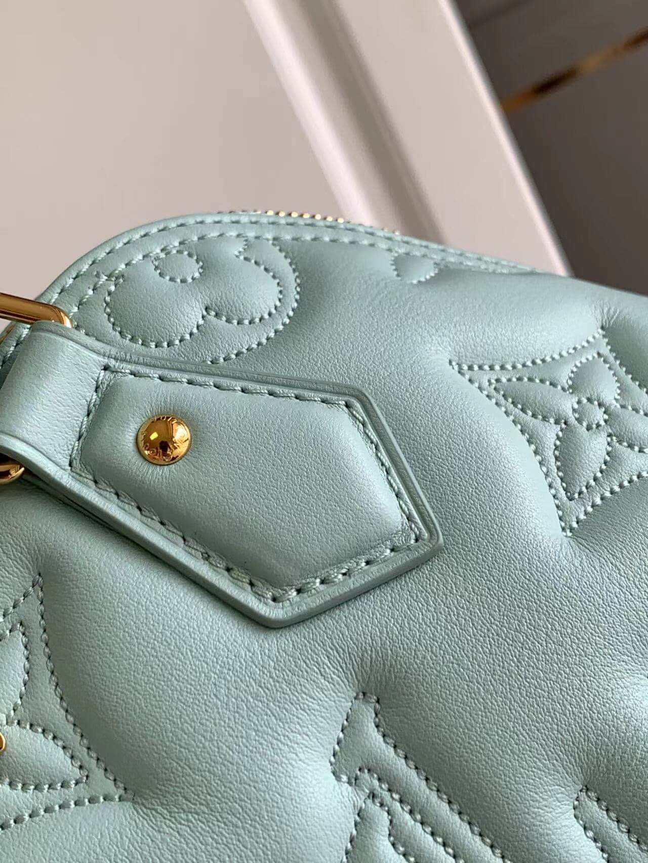 m59822 alma bb calfskin monogram 24 5cm light green