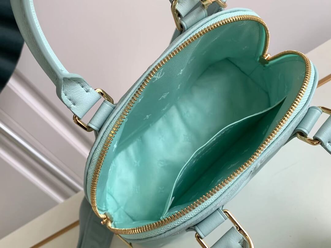 m59822 alma bb calfskin monogram 24 5cm light green