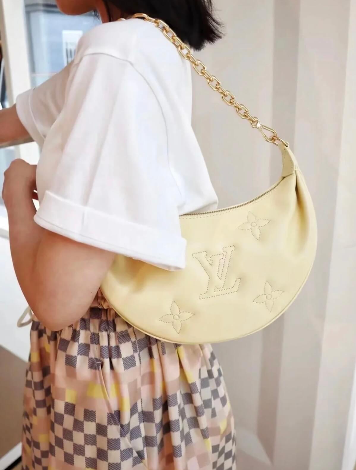 m59823 over the moon monogram banana yellow 27 5cm