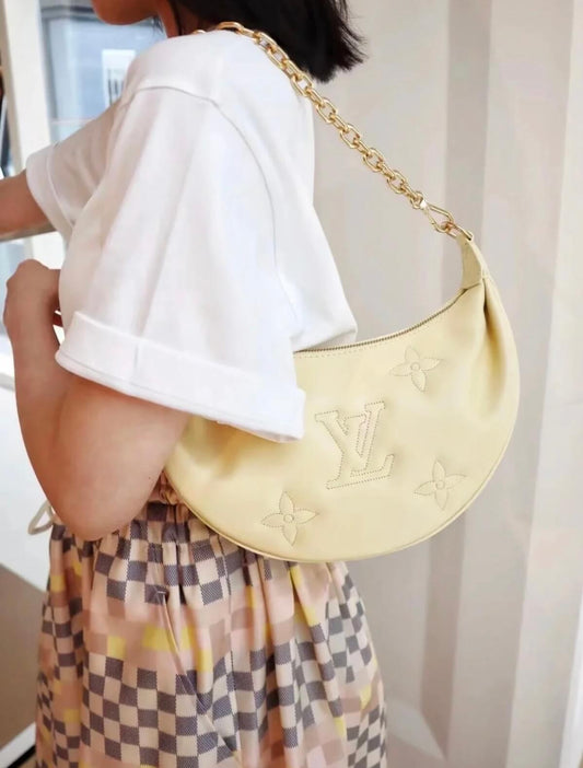 m59823 over the moon monogram banana yellow 27 5cm