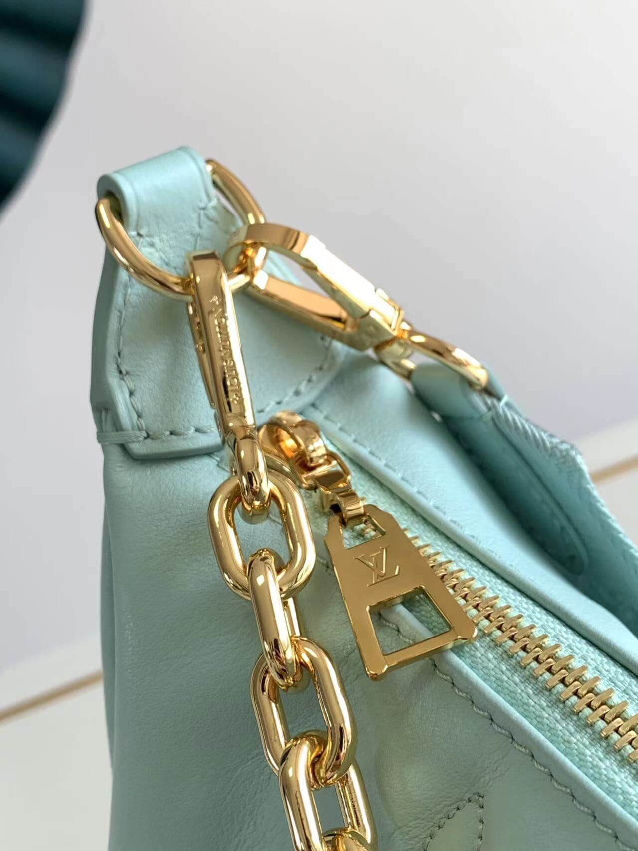 m59959 over the moon monogram 27 5cm light green