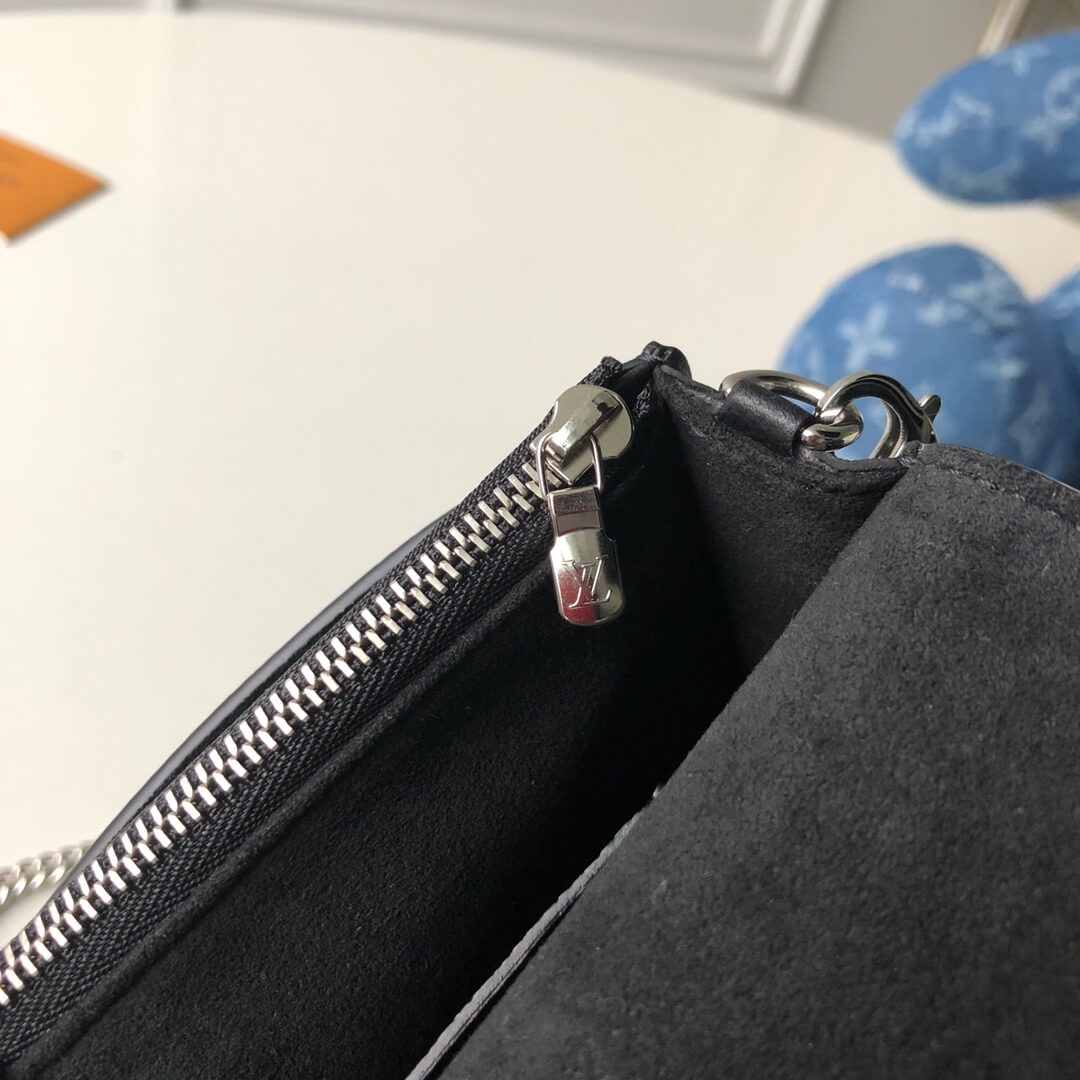 m63471 mylockme pochette 19cm black