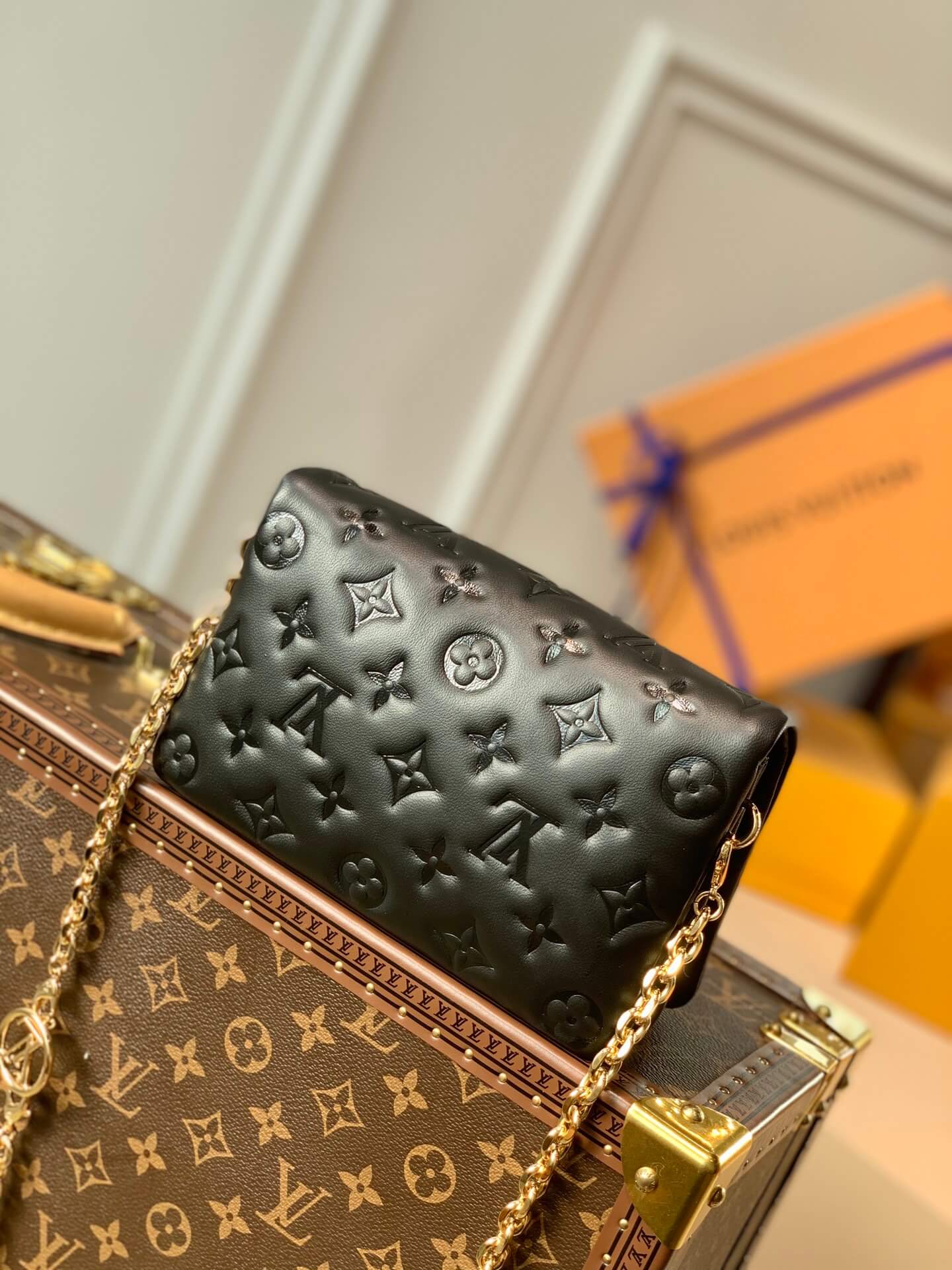 m80742 pochette coussin mini monogram 20cm black cowhide leather