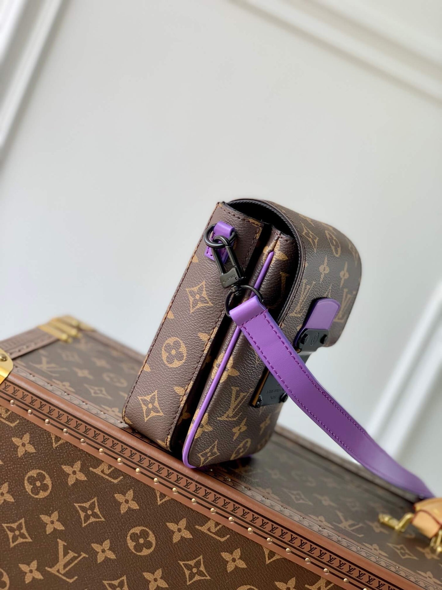 m81522 s lock vertical wearable shoulder bag cross body bags purple calfskin monogram macassar