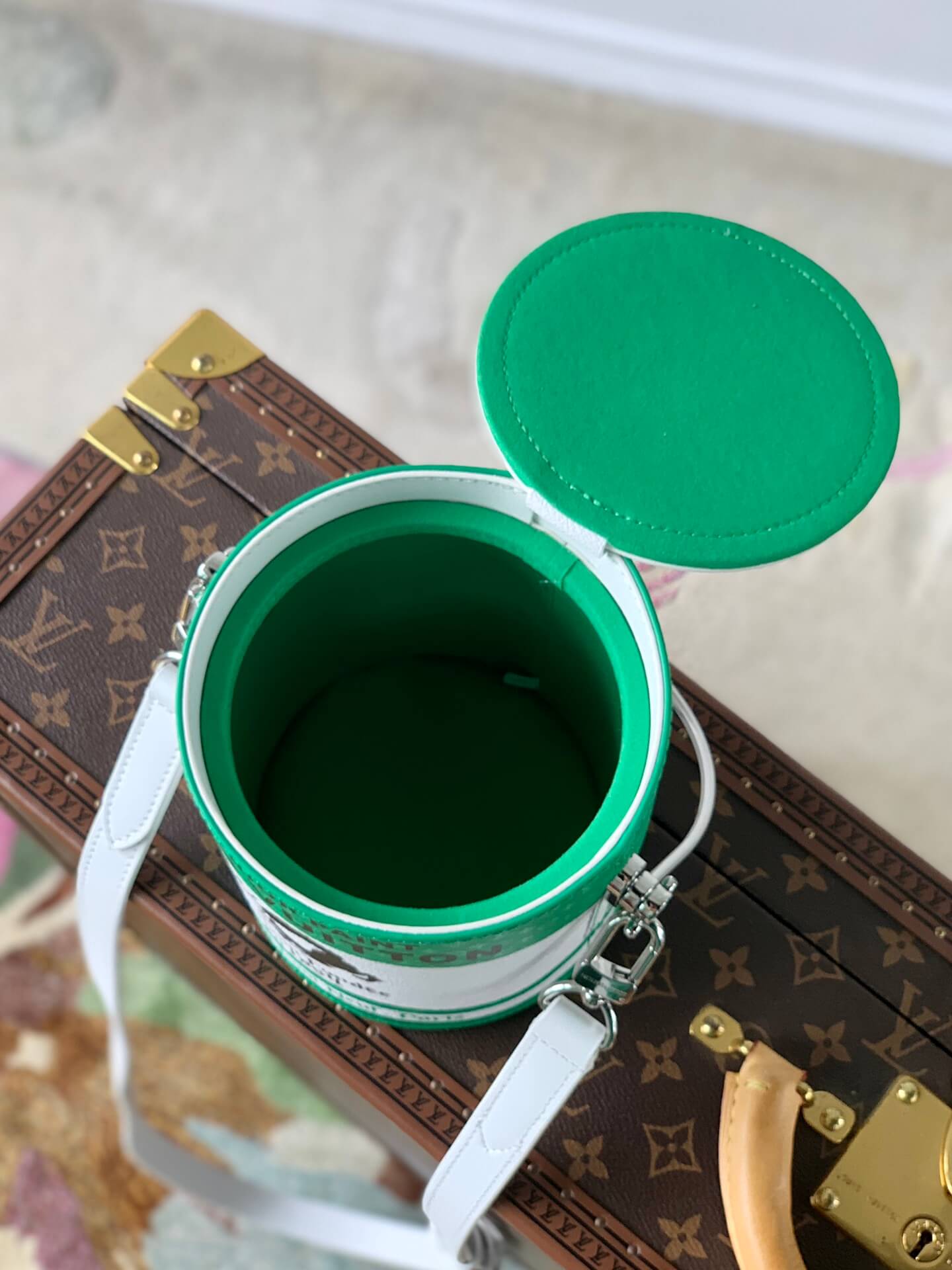 m81592 paint can green virgil abloh 17 cm cross body bags