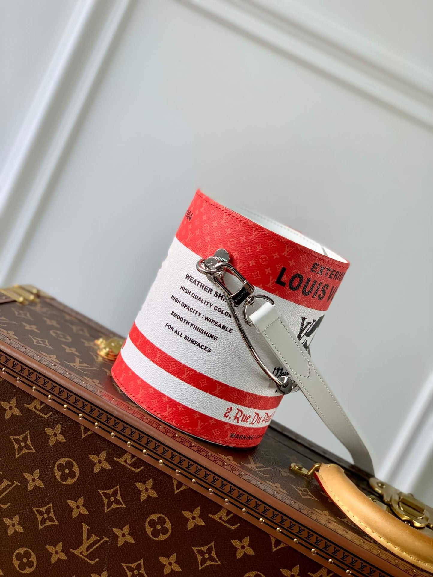 m81595 paint can red virgil abloh 17 cm cross body bags