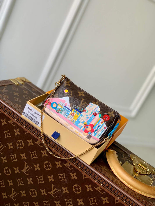 m81637 mini pochette accessoires monogram 15 5cm blue